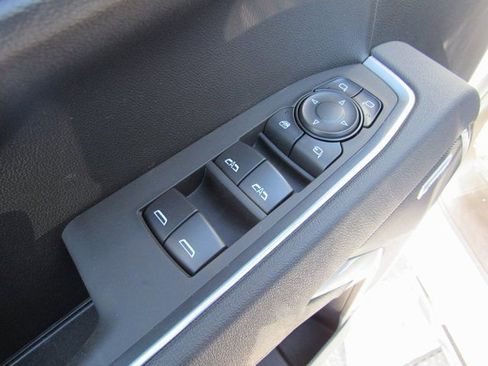 Used 2026 GMC Sierra 1500 SLT w/ SLT Premium Plus Package image 12