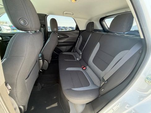 Used 2023 Chevrolet TrailBlazer LT image 21