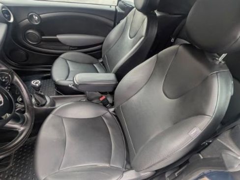 Used 2011 MINI Cooper Convertible image 15