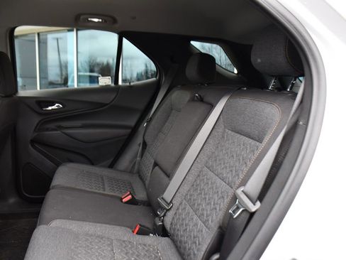 Used 2022 Chevrolet Equinox LT image 19