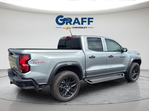 Used 2025 Chevrolet Colorado Trail Boss AWD/4WD image 8