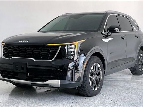 Used 2026 Kia Sorento S image 15