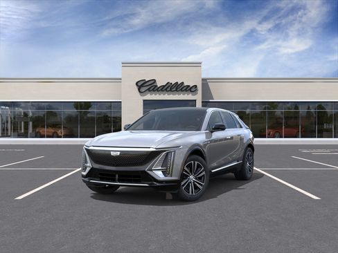 New 2027 Cadillac Lyriq Luxury AWD/4WD image 9