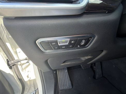 Used 2023 BMW X5 xDrive40i AWD/4WD image 16