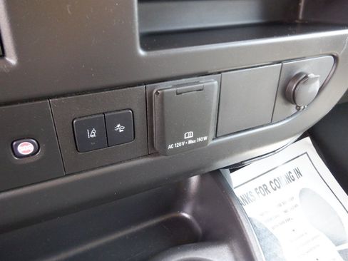 Used 2020 Chevrolet Express 3500 LT w/ LT Preferred Equipment Group RWD image 15