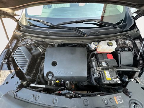 Used 2024 Buick Enclave Avenir w/ Avenir Technology Package FWD image 33