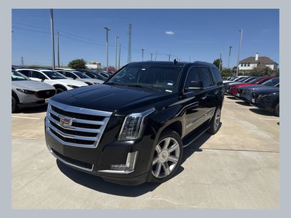 Used 2019 Cadillac Escalade Luxury