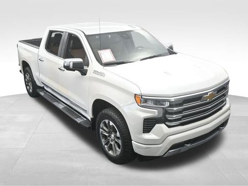 Used 2024 Chevrolet Silverado 1500 High Country AWD/4WD image 64