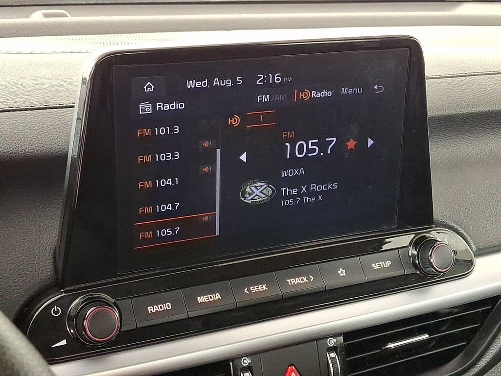 Used 2023 Kia Forte LXS w/ LXS Technology Package FWD image 3