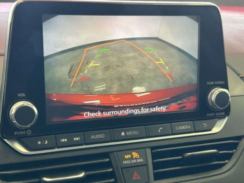 Used 2020 Nissan Altima 2.5 SR w/ Premium Package FWD image 25