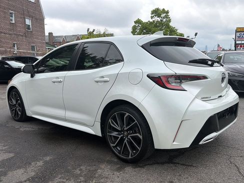 Used 2021 Toyota Corolla XSE FWD image 3