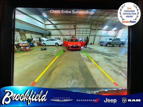 Used 2019 Chrysler 300 S image 21