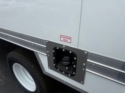 New 2027 Ford E-450 and Econoline 450 Super Duty w/ Power Equipment Group RWD image 37