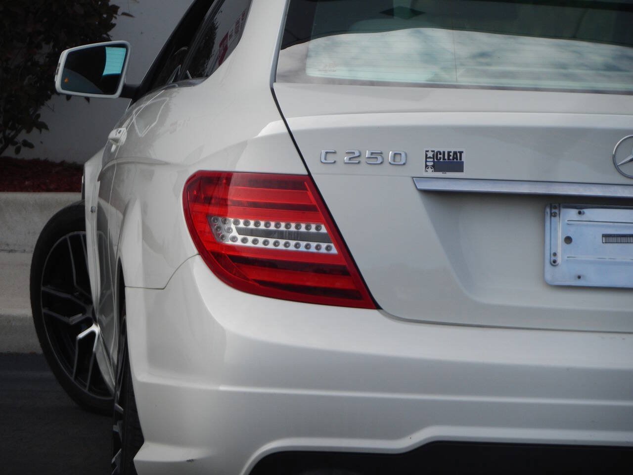 Used 2012 Mercedes-Benz C 250 Coupe image 1