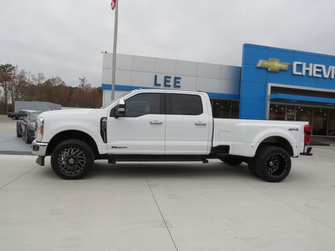 Used 2023 Ford F350 XLT w/ 360-Degree Camera Package image 3