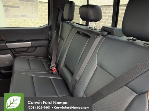 New 2026 Ford F350 Lariat w/ Chrome Package AWD/4WD image 25