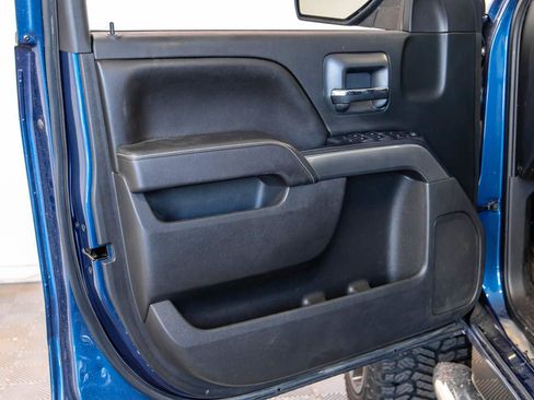Used 2017 Chevrolet Silverado 1500 LT w/ All Star Edition RWD image 10