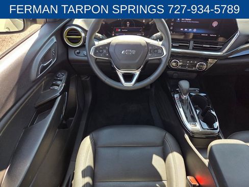 Used 2025 Chevrolet Trax ACTIV w/ Driver Confidence Package image 14