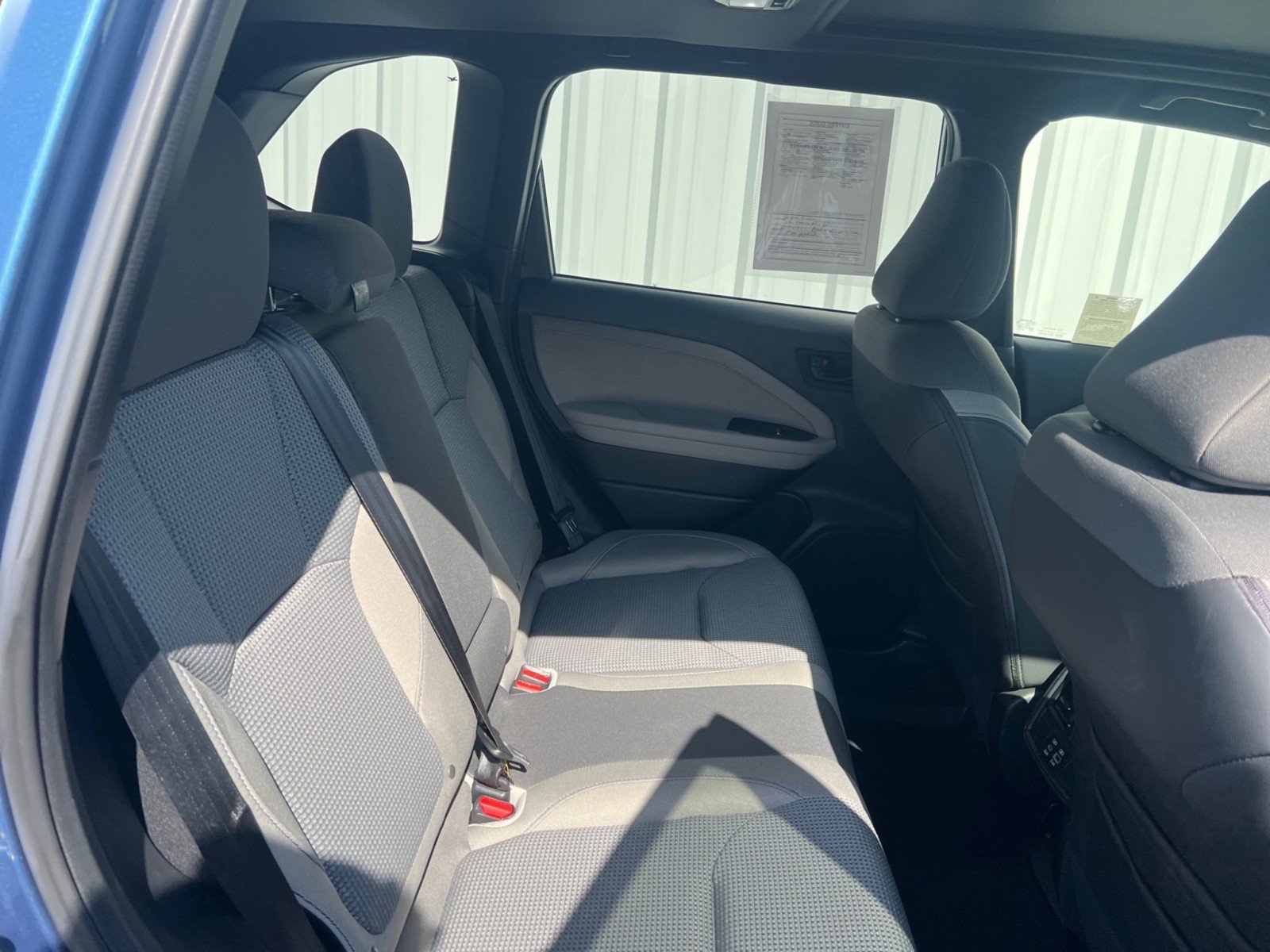 Used 2025 Subaru Forester Premium AWD/4WD image 24