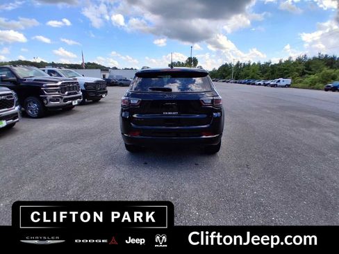 Certified 2025 Jeep Compass Limited w/ High Altitude Package AWD/4WD image 5