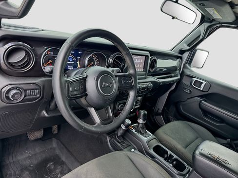 Used 2020 Jeep Wrangler Unlimited Sport AWD/4WD image 7