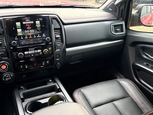 Used 2021 Nissan Titan PRO-4X w/ Pro-4x Convenience Package image 17