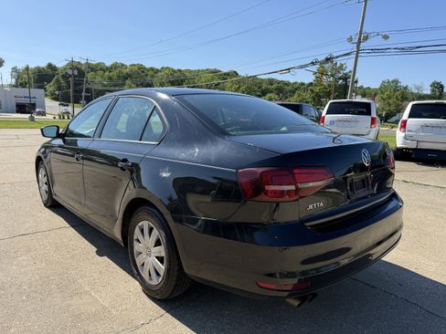 Used 2016 Volkswagen Jetta S FWD image 3