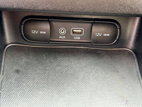 Used 2021 Kia Forte LXS FWD image 18