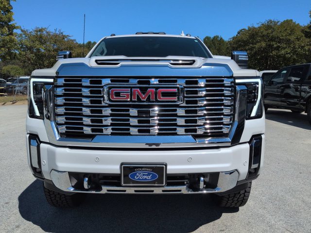 Used 2025 GMC Sierra 2500 Denali w/ Denali Reserve Package AWD/4WD image 9
