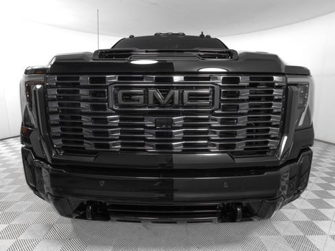 Used 2026 GMC Sierra 2500 Denali Ultimate w/ Max Trailering Package AWD/4WD image 2