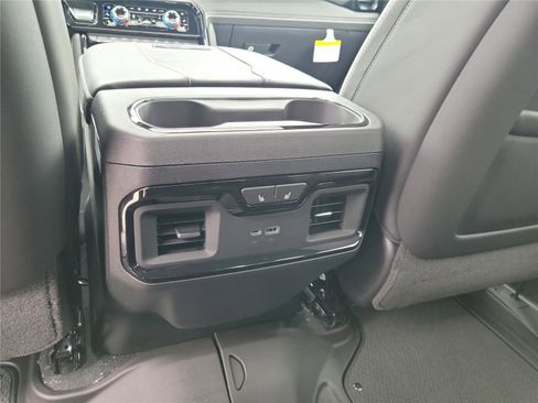 New 2026 GMC Sierra 2500 AT4X w/ LPO, Black Badging Package AWD/4WD image 12
