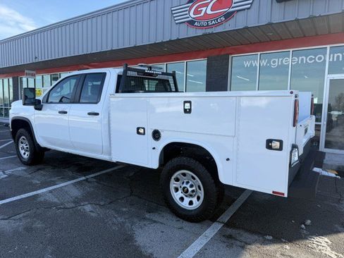 Used 2023 Chevrolet Silverado 3500 W/T w/ WT Fleet Convenience Package image 4