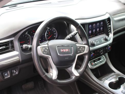 Used 2021 GMC Acadia SLT w/ Elevation Edition FWD image 10