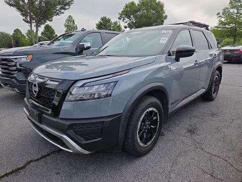 Used 2023 Nissan Pathfinder Rock Creek AWD/4WD image 2