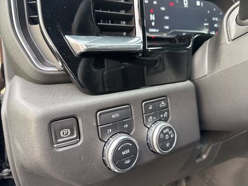 Used 2022 GMC Sierra 1500 Elevation w/ Elevation Premium Package image 20