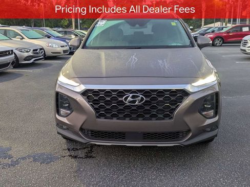 Used 2019 Hyundai Santa Fe Limited FWD image 9