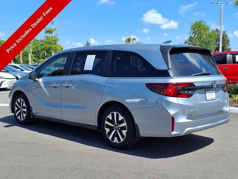 Used 2025 Honda Odyssey EX-L image 5