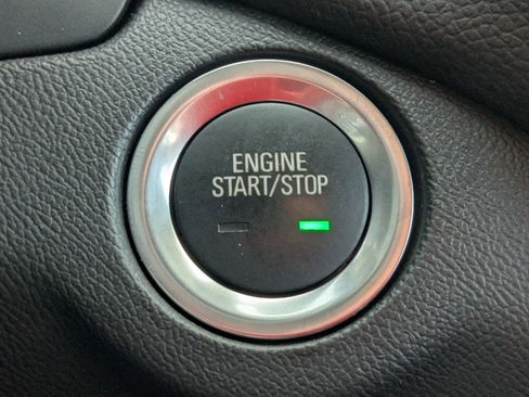 Used 2024 Chevrolet Equinox LT w/ LPO, Floor Liner Package image 19