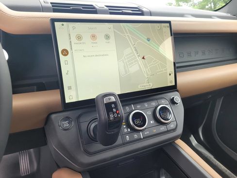 New 2026 Land Rover Defender 110 S AWD/4WD image 22
