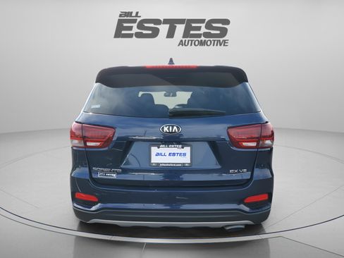 Used 2019 Kia Sorento EX w/ EX Touring Package FWD image 3