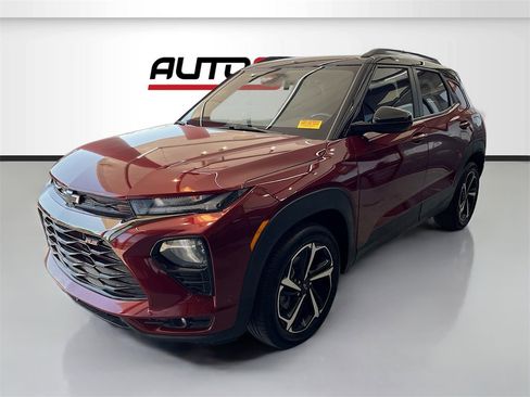 Used 2023 Chevrolet TrailBlazer RS w/ Convenience Package image 3