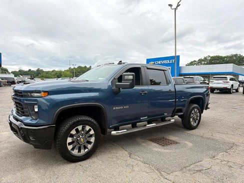Certified 2024 Chevrolet Silverado 2500 Custom w/ Custom Value Package AWD/4WD image 1