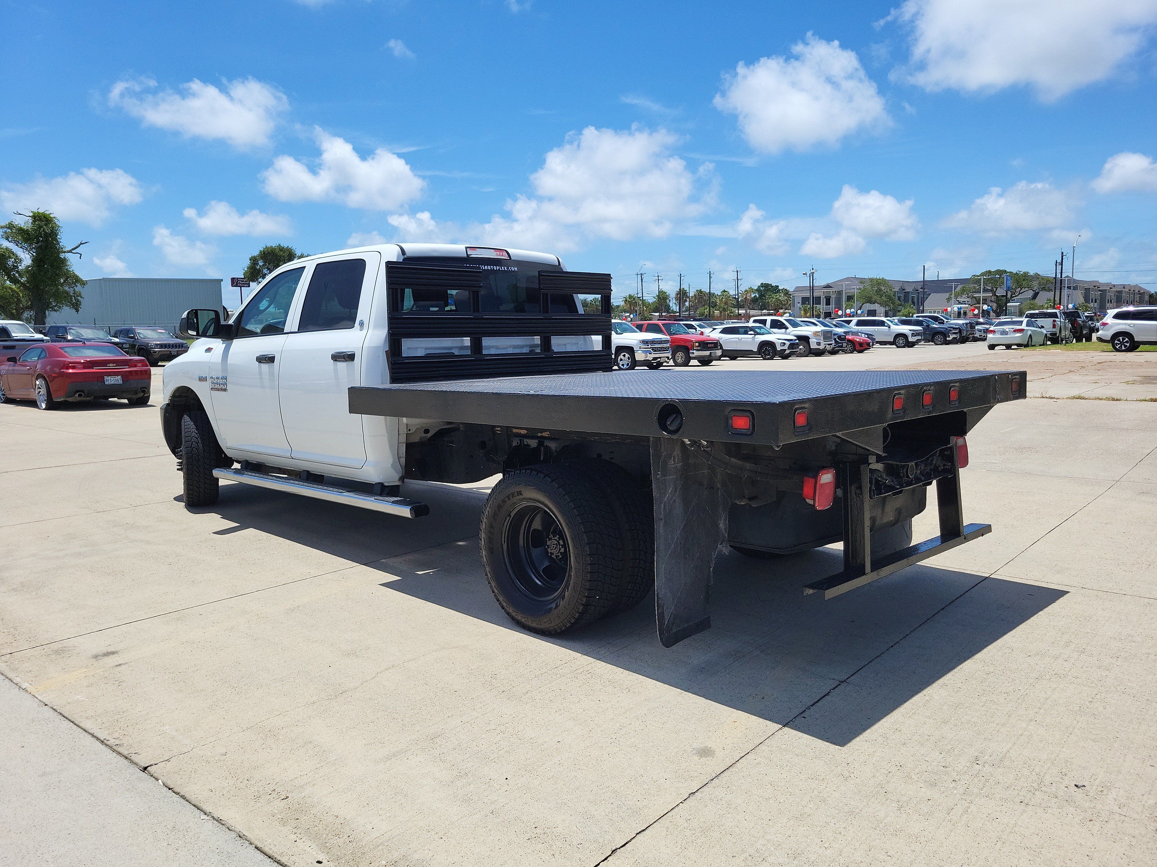 Used 2018 RAM 3500 Tradesman RWD image 7