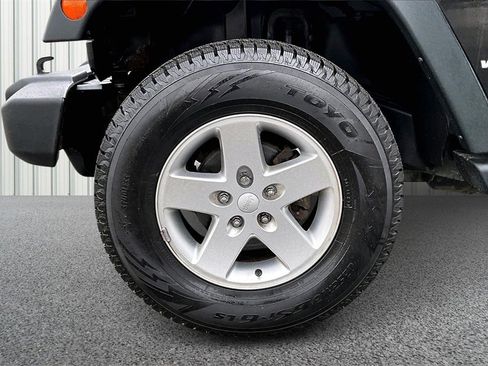 Used 2014 Jeep Wrangler Unlimited Sport w/ Power Convenience Group image 31