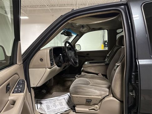 Used 2006 Chevrolet Tahoe LS w/ Smart Select Package image 17