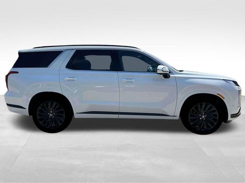 Used 2025 Hyundai Palisade Calligraphy image 11