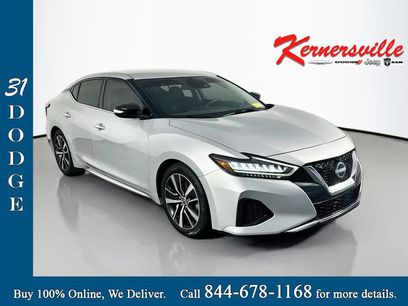 Used 2023 Nissan Maxima SV w/ Floor Mat Group
