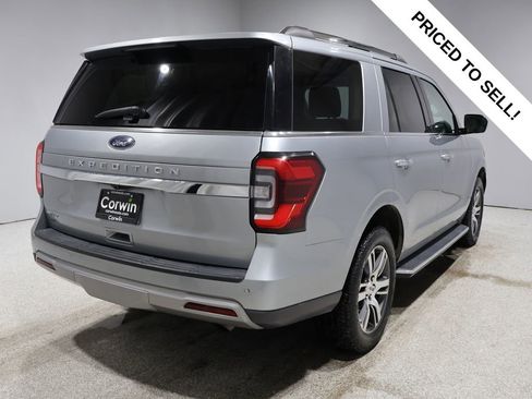 Used 2023 Ford Expedition Limited image 2