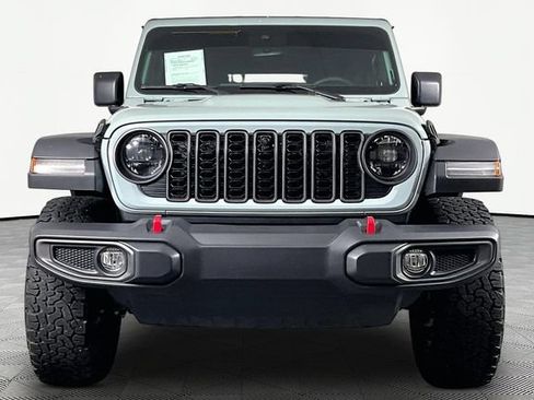 Used 2024 Jeep Wrangler Unlimited Rubicon w/ Technology Group AWD/4WD image 2