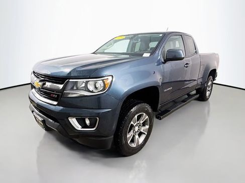 Used 2020 Chevrolet Colorado Z71 image 3